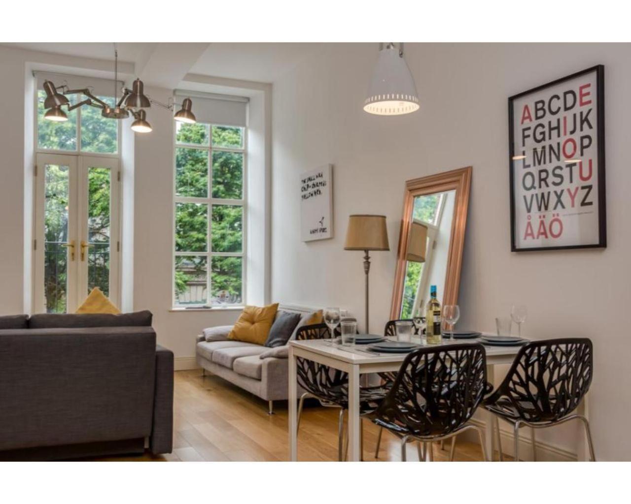 Fitzrovia Mansion Apartments In Belfast'S Cathedral Quarter Bagian luar foto