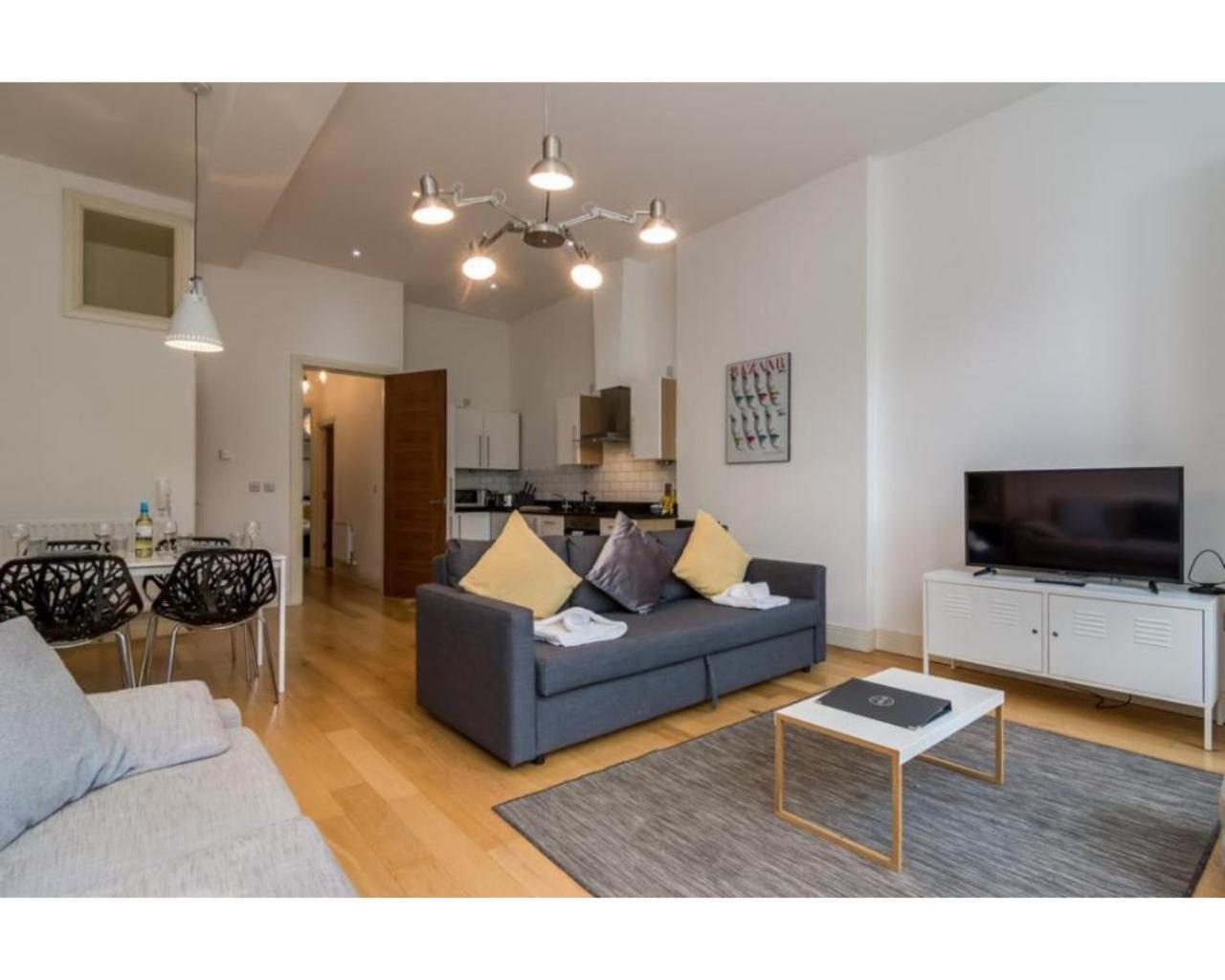 Fitzrovia Mansion Apartments In Belfast'S Cathedral Quarter Bagian luar foto