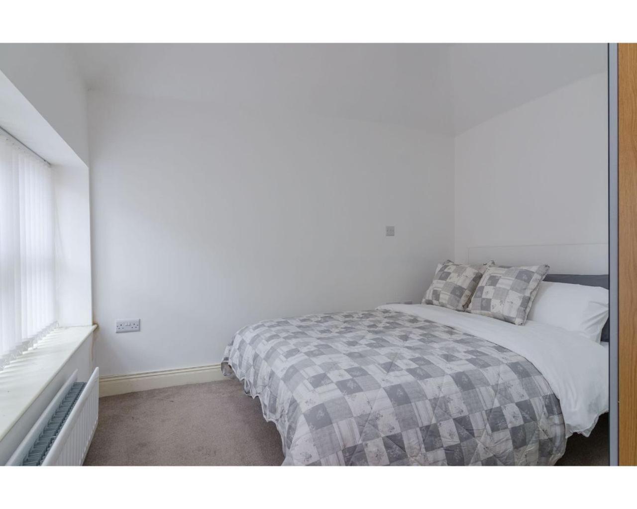 Fitzrovia Mansion Apartments In Belfast'S Cathedral Quarter Bagian luar foto